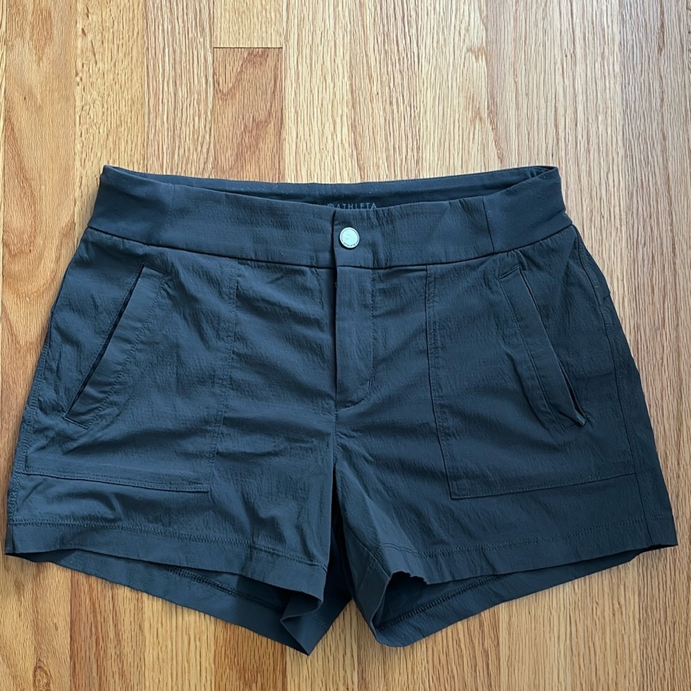 Size 6 Athleta Activity Shorts